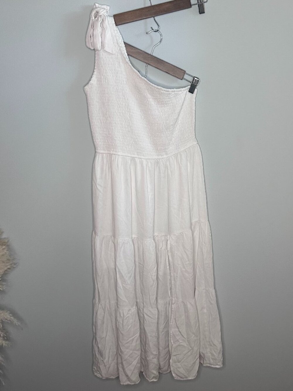 MEROKEETY White One Shoulder Smocked Midi Dress Women's Size Large